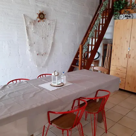 La Fleur Des Marais - Maison Confort Au Calme, Grand Jardin & Balancoire 別荘 Le Château-dʼOléron