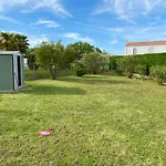 La Fleur Des Marais - Maison Confort Au Calme, Grand Jardin & Balancoire Le Château-dʼOléron