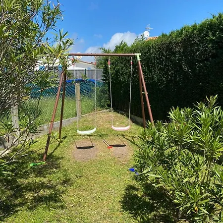 Сasa de vacaciones La Fleur Des Marais - Maison Confort Au Calme, Grand Jardin & Balancoire