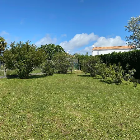 La Fleur Des Marais - Maison Confort Au Calme, Grand Jardin & Balancoire 度假居 *
