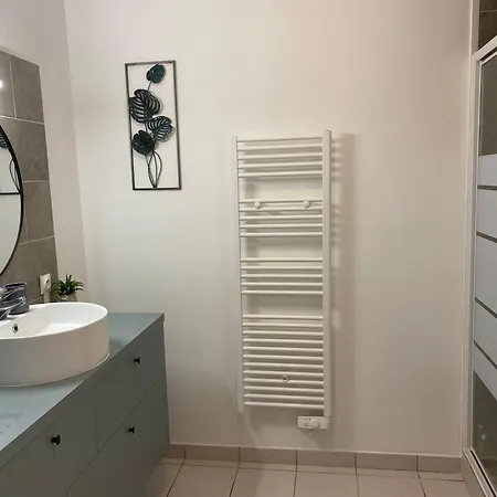 בית נופש La Fleur Des Marais - Maison Confort Au Calme, Grand Jardin & Balancoire Le Château-dʼOléron