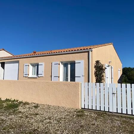 펜션 La Fleur Des Marais - Maison Confort Au Calme, Grand Jardin & Balancoire